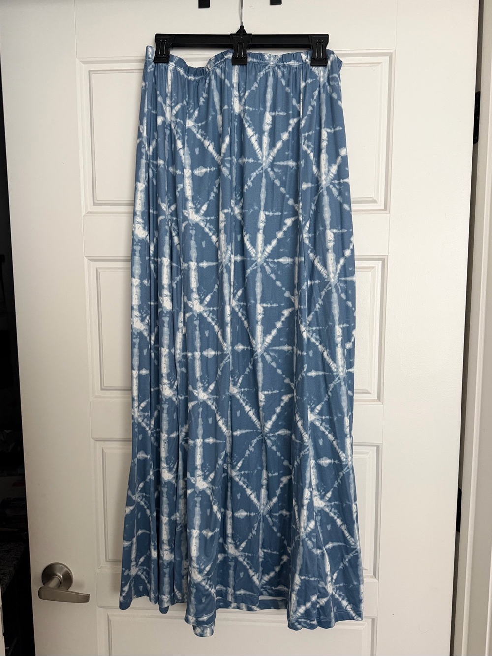 Versona Blue and White Tie-Dye Maxi Skirt